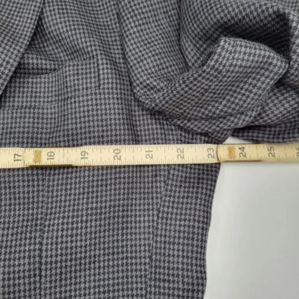 Vintage Jos A‎ Bank 100% Silk Men's L Large Houndstooth Gray Black Blazer Jacket